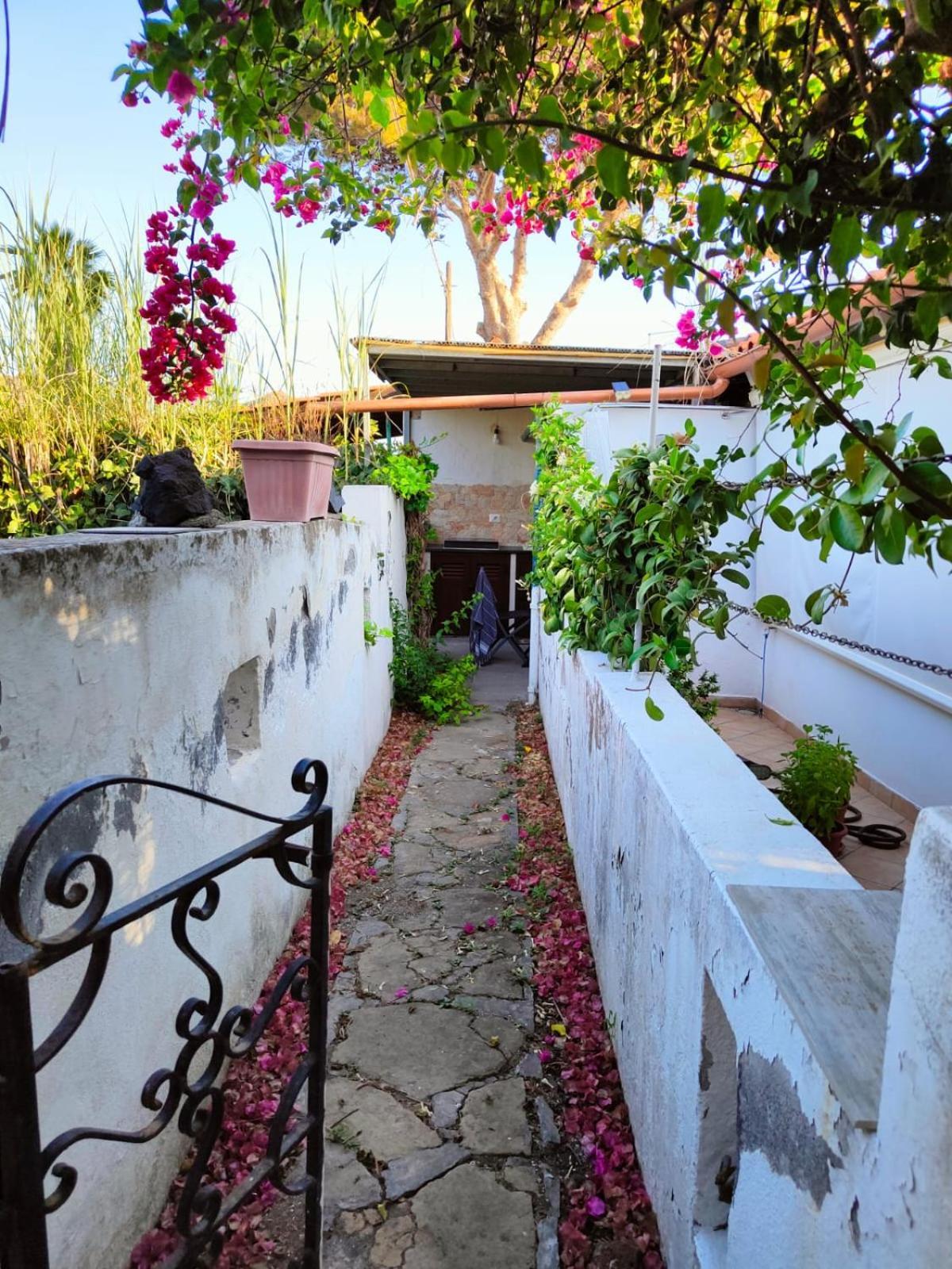 Residence Vulcano Cottage エクステリア 写真